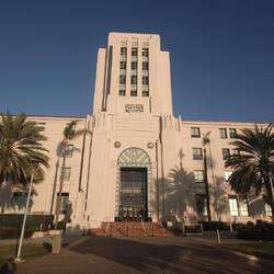 Verwaltungsgebäude der Stadt