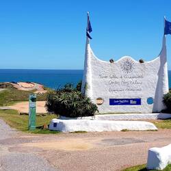 The tip of the peninsula, Punta Ballena.