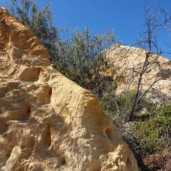 Die Pinnacles/coloured sands. Na ja