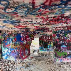 Both levels have lots of graffiti