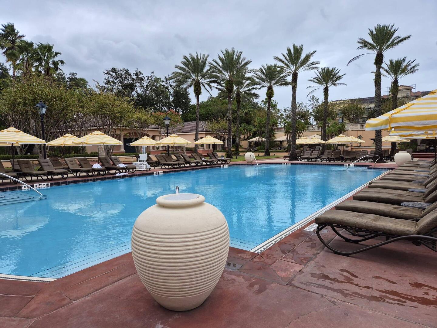 Hotel pool