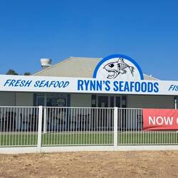 Then had lunch at a little local seafood stop