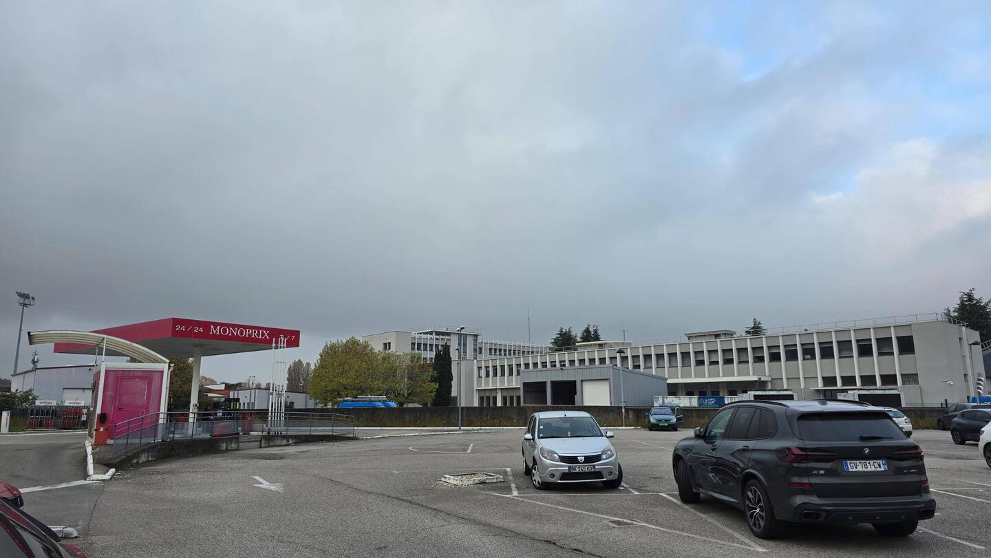 Mild, sogar ein blauer Fleck