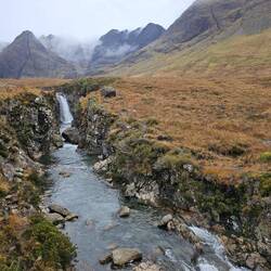 Avec ses petites cascades