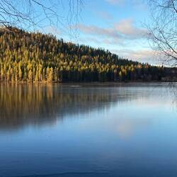 Der Immeljärvi/See ist wieder zugefroren...