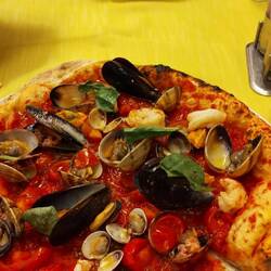 Die erste Pizza 🍕