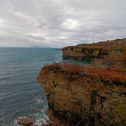 Près de la grotte de Spar!