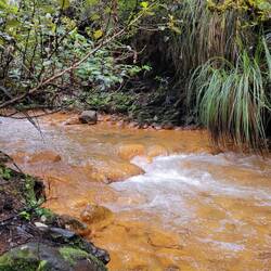 Eisenablagerungen machen die schöne Farbe