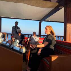 Anna übernimmt das Steuer...