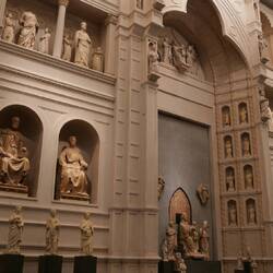 Representation de l'ancienne façade du 14e siècle au musée