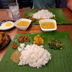 Essen vom Bambusblatt-Teller