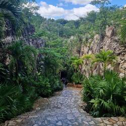 Igang zur Cenote Tsukán