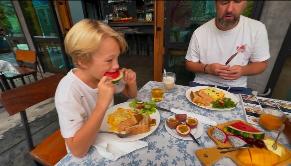 Letztes Frühstück in Thailand