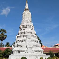 Stupa of King Ang Duong