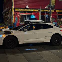 Waymo at SFO: vollautomatisches Taxi🤔