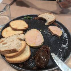 Foie gras with fig and onion jam