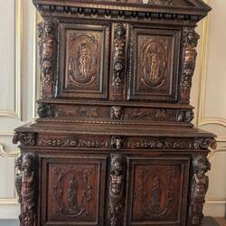 Show this to your collector client Lauri