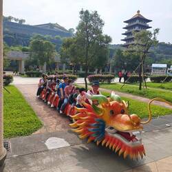 In der Anlage vom Fo Guang Shan Buddha Museum.