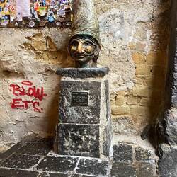 Man sagt, das reiben der Nase von Pulicella soll Glück bringen