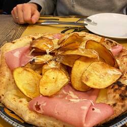 Mal was anderes - Pizza mit Kartoffelchips