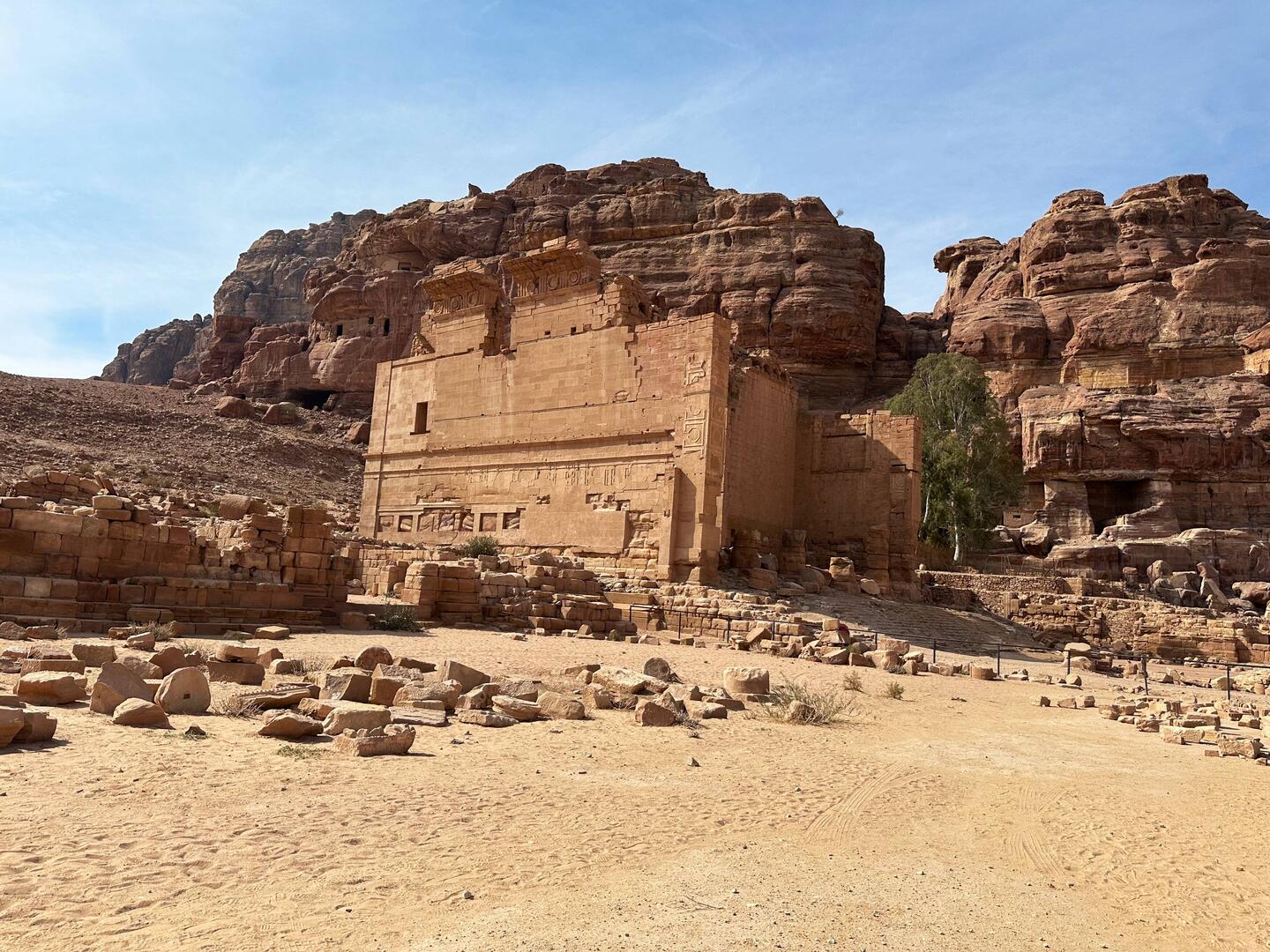 Qasr Al-Bint Temple Complex