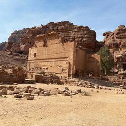 Qasr Al-Bint Temple Complex