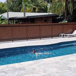 Jacqueline im Wasser - eine Seltenheit