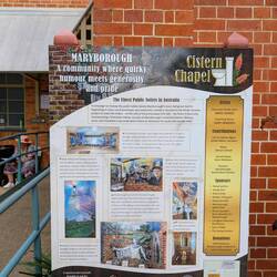 Cistern Chapel, Toilettenkunst