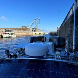 Whitten Lock doors closing
