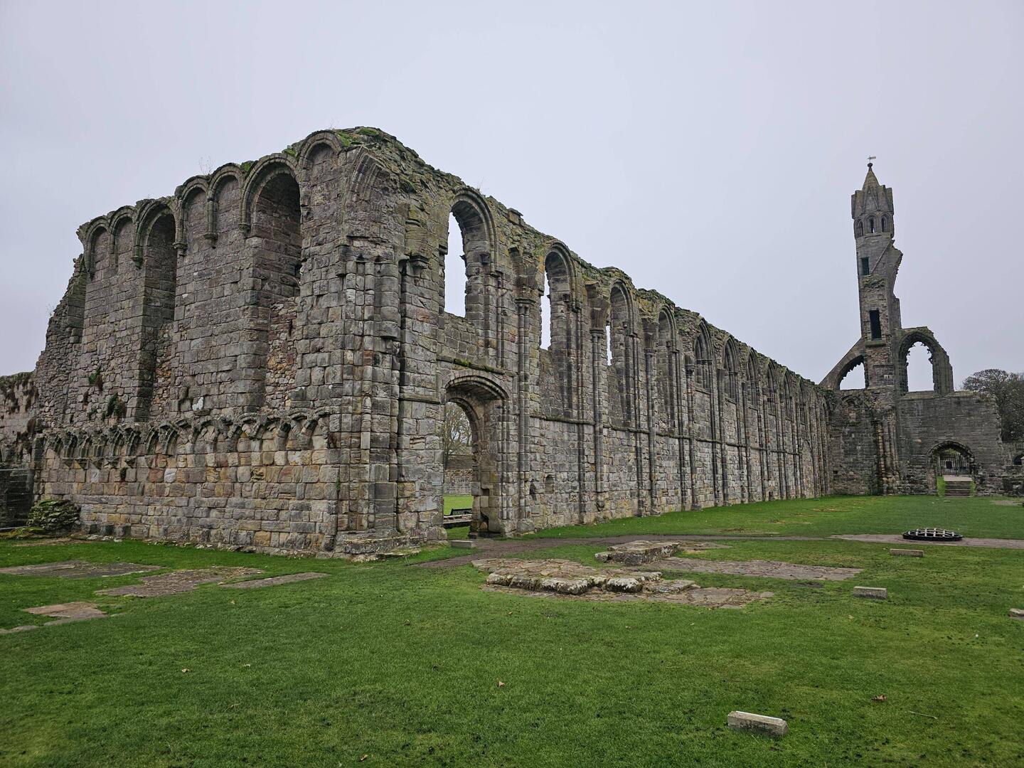 Impressionnantes ruines de la cathédrale de St Andrews