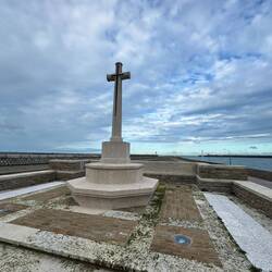 Memorial to the Queens Riflemen during the siege of Calias in 1940