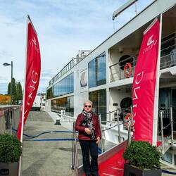 Welcome to Viking Rinda ... Handelskai Cruise Docks — Vienna, Austria.