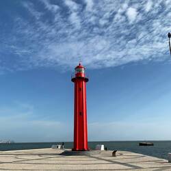 Hafen von Almada