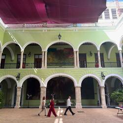 Das Rathaus, von hier wurde 1821 auch die Unabhängigkeit Yucatáns von Mexiko ausgerufen