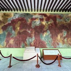 Eins von vielen gewaltigen Gemälden im Rathaus, dass die Kriege und Unterdrückung der Maya zeigt.