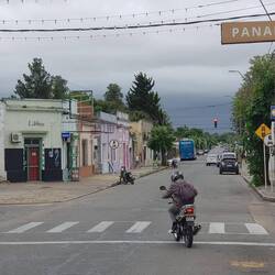 Small towns look identical, perpendicular streets, buildings with a maximum of two floors. Carmelo.