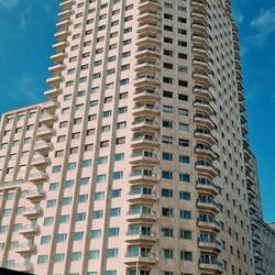Wolkenkratzer Torre de Madrid [142m]
