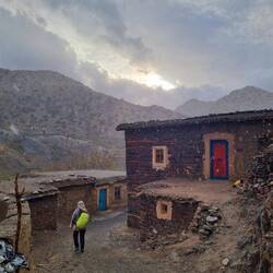 Letzter Greupelschauer erwischt uns kurz vor dem Ziel.