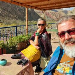 Die Terrasse des Gîtes lädt zum Verweilen ein.