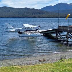 Das fehlt uns noch auf dem Wasser landen