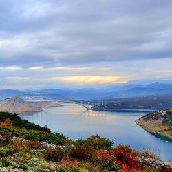 Sicht auf die kostenlose Brücke