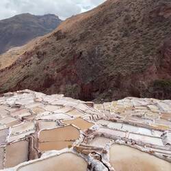 Ein Mosaik aus 4.000 Salzfeldern