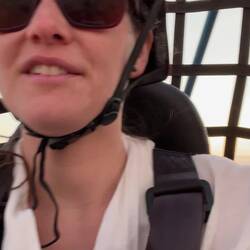 Wir tauschen die Buggys und dürfen selbst abschleppen