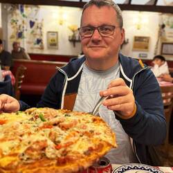 Echt leckere Pizza vom Italiener