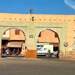 Auch die Tore sind kaputt