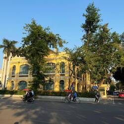 Gelbe Farbe typische für die Kolonialzeit in Indochina