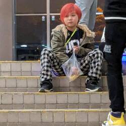 Les enfants avec coloration