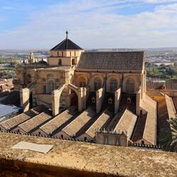 Moschee und Kathedrale in einem... Im alten Cordoba kein Problem.