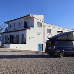 Die nächste Nacht verbringen wir auf einem Weingut...