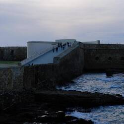 Breite Rampen im Westen von San Sebastian
